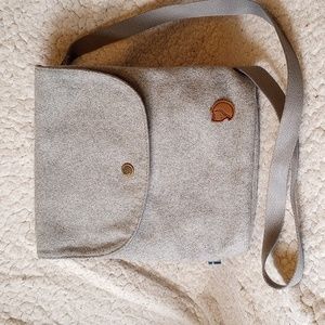 Fjallraven Norrvage recycled wool cross-body